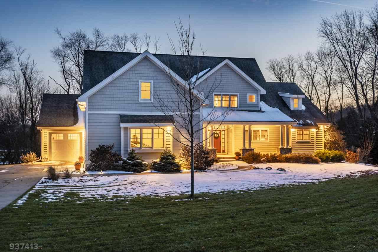 Waunakee, WI 53597,4857 Autumn Leaf Ct