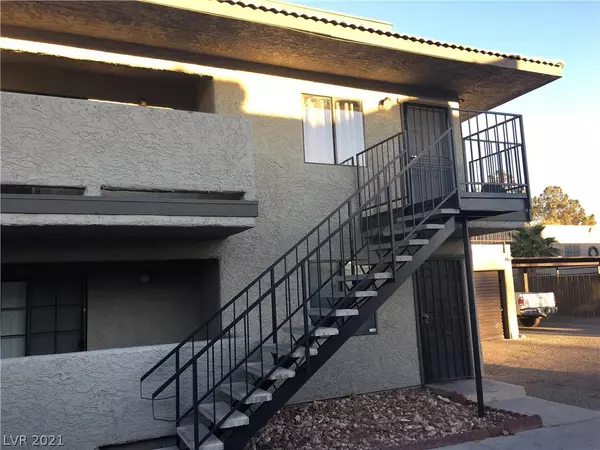 Las Vegas, NV 89146,1305 Kari Lee Court