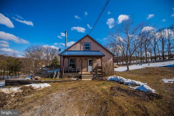 134 KUYKENDALL LN, Berkeley Springs, WV 25411