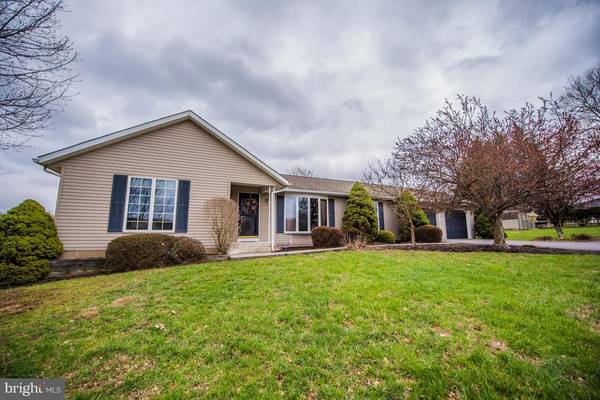 248 FINCH DRIVE, Berkeley Springs, WV 25411