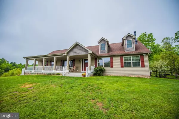 Berkeley Springs, WV 25411,117 GAZING STAR LN #117