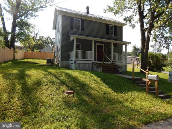 111 JAMES STREET, Berkeley Springs, WV 25411