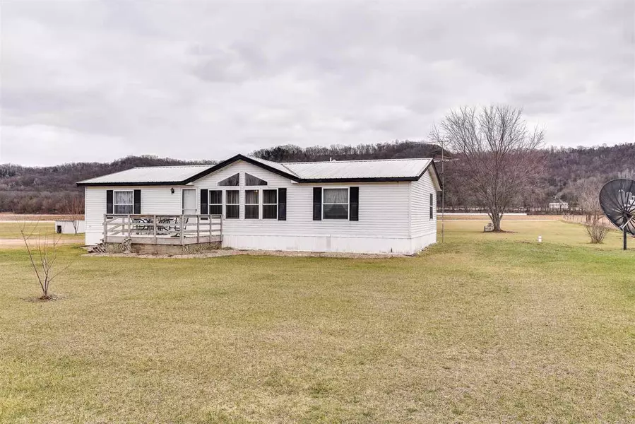 881 Blue River Rd, Muscoda, WI 53573