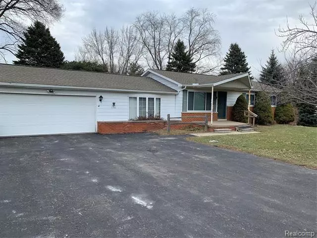 Howell, MI 48843,176 EASTDALE DR