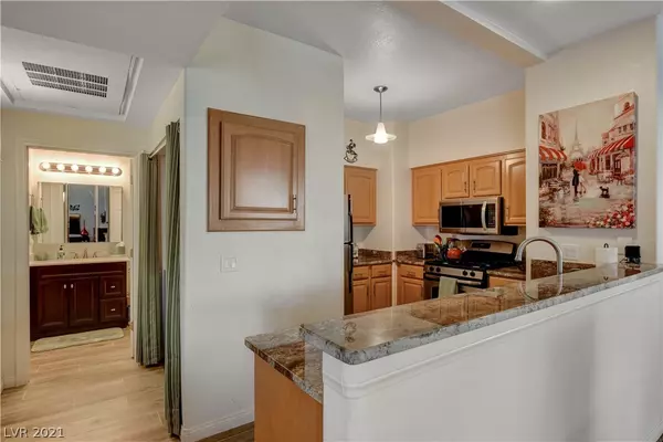 Henderson, NV 89074,2251 Wigwam Parkway #1212