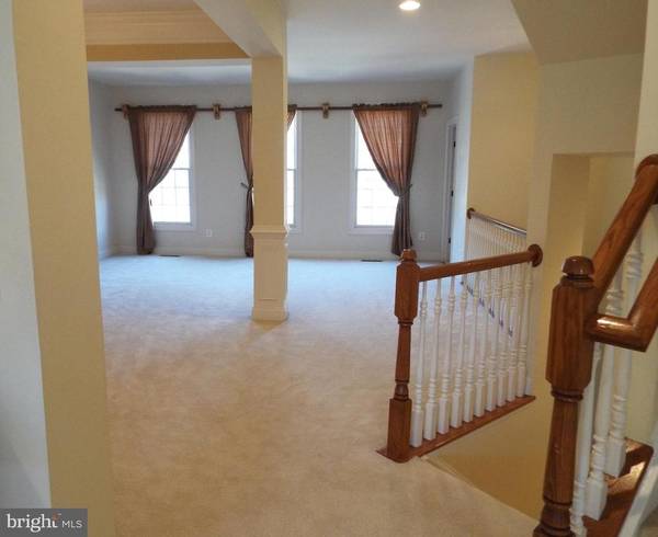 Lorton, VA 22079,8405 CHAUCER HOUSE CT