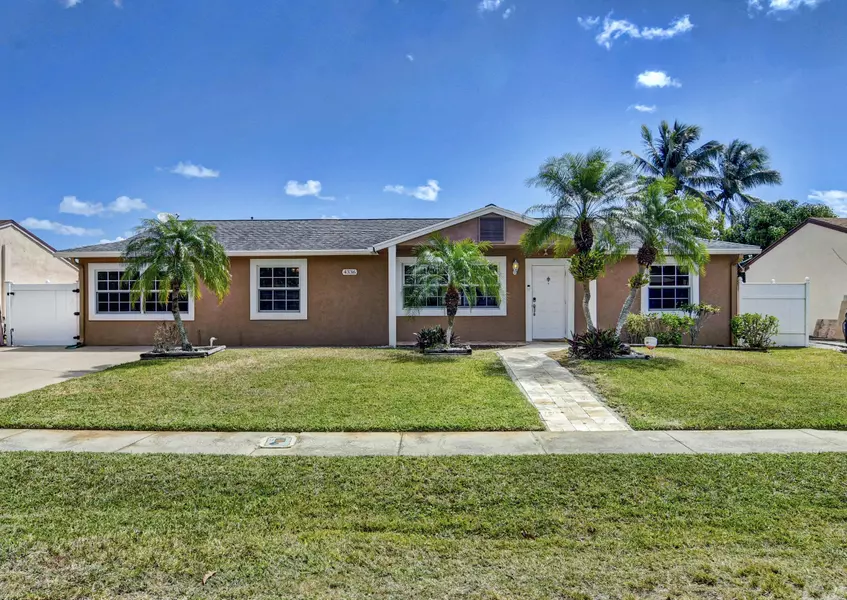 4336 Violet CIR, Lake Worth, FL 33461