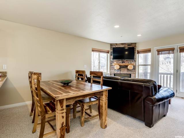 Eden, UT 84310,3555 N FOX RUN DR #303