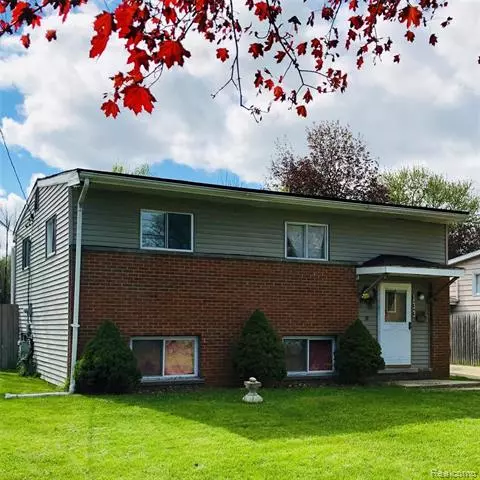 Holly Vlg, MI 48442,133 N CORBIN ST