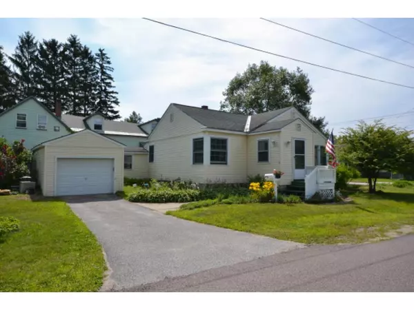 2 Pine Tree Terrace, South Burlington, VT 05403