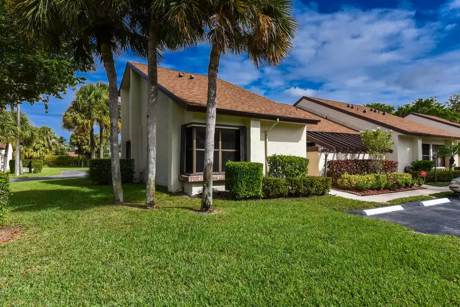 3742 English LN A, Lake Worth, FL 33467