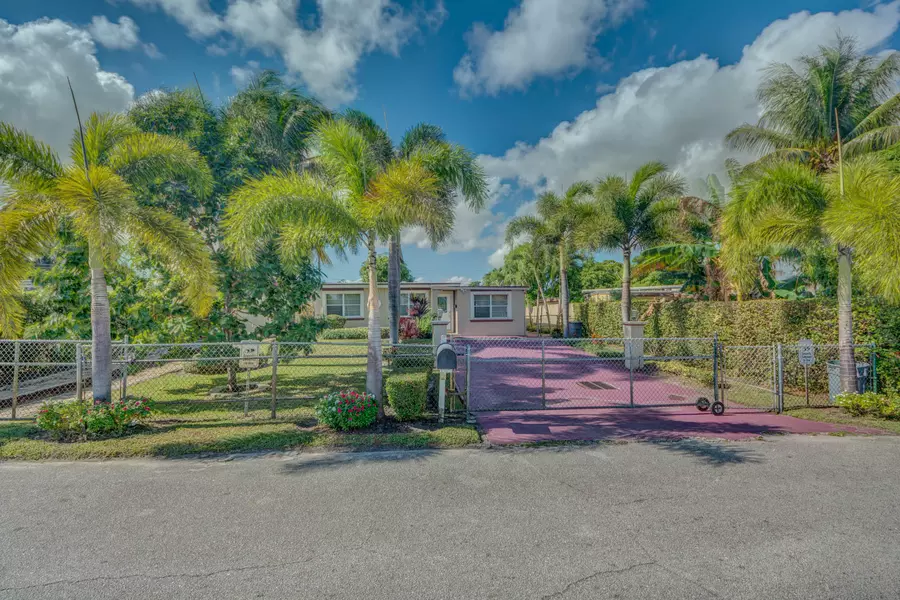 3401 Orchid RD, Lake Worth, FL 33462