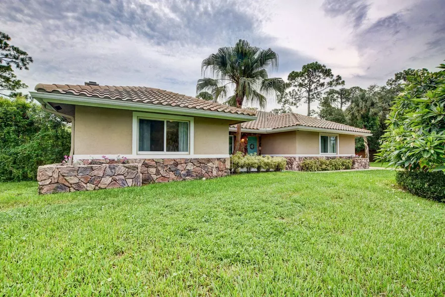 3820 Cypress Edge DR, Lake Worth, FL 33467