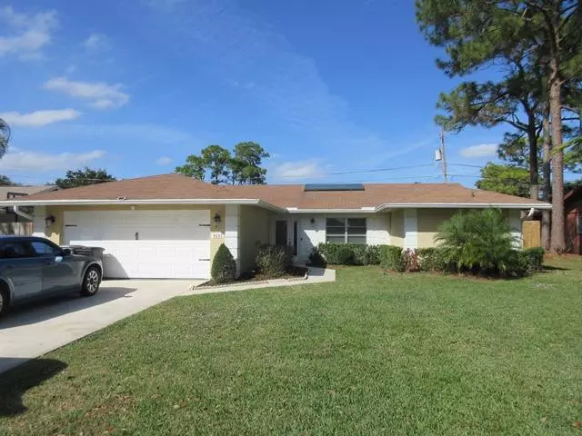 4693 Dolphin DR, Lake Worth, FL 33463