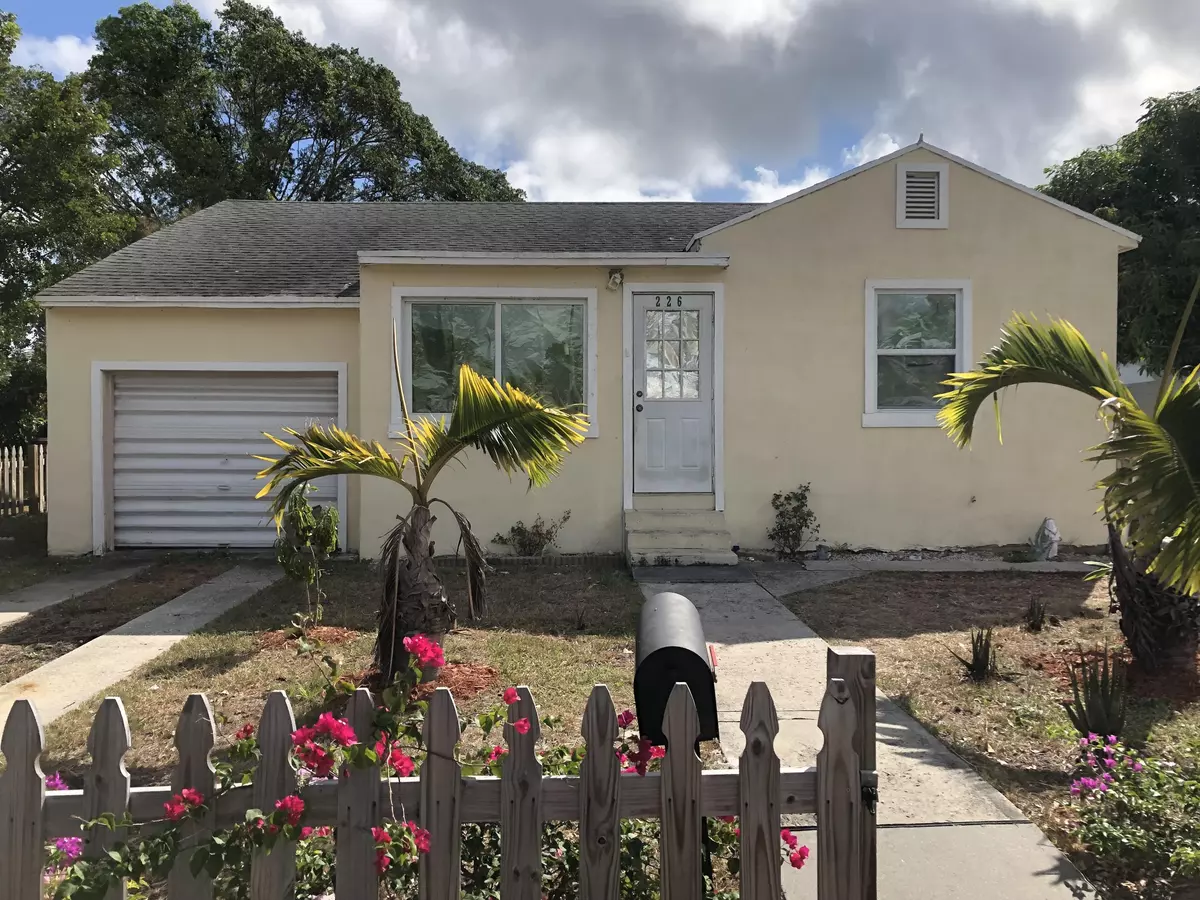 Lake Worth, FL 33461,226 N E ST