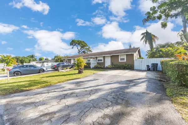 Lake Worth, FL 33463,4850 Weymouth ST