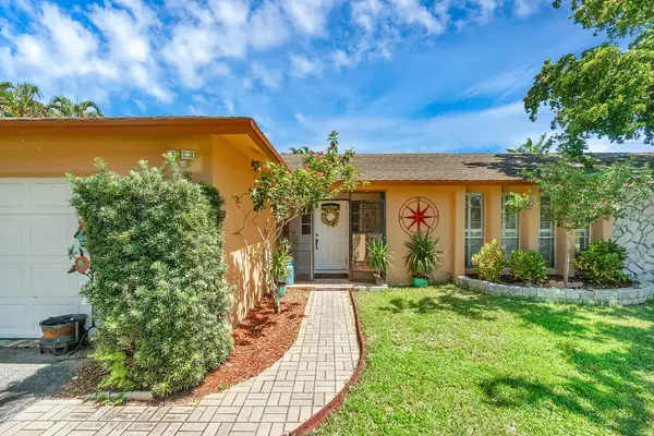 Lake Worth, FL 33467,44 W Plumosa LN