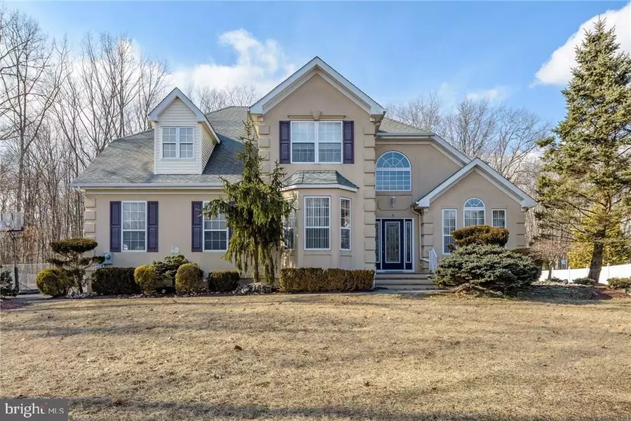 8 TUSCANY DR, Jackson, NJ 08527