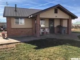 Blanding, UT 84511,136 E 500 S