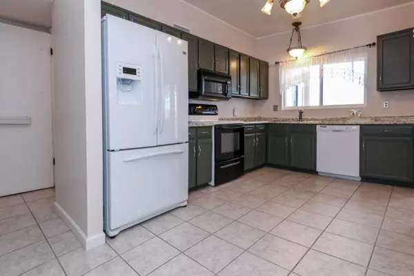 Green Valley, AZ 85614,924 W Via Pitic