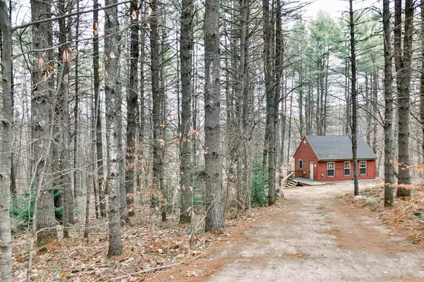 18 Saco Ridge RD, Brownfield, ME 04010