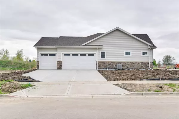 Sun Prairie, WI 53590,1351 Stonehaven Dr