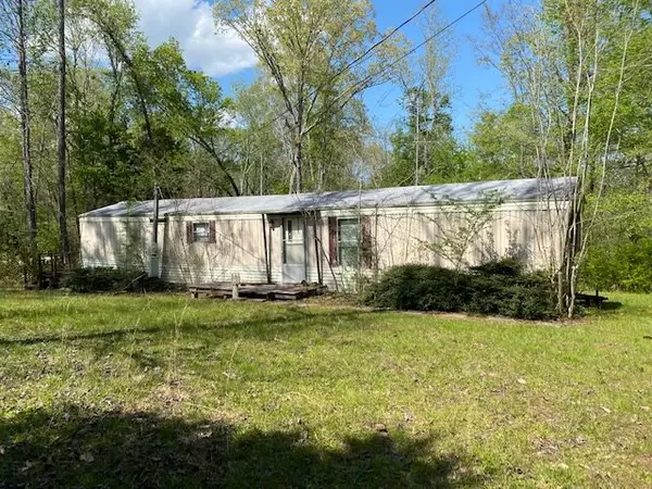 355 ROSE RD, Crump, TN 38327