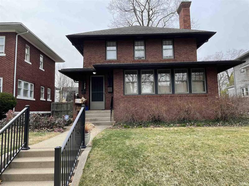 222 Marquette Avenue, South Bend, IN 46617-1111