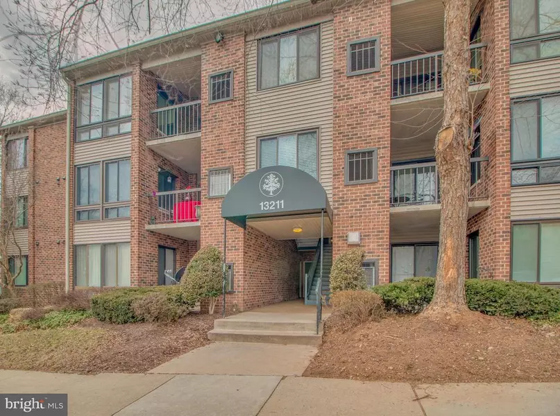 13211 CHALET PL #4-102, Germantown, MD 20874