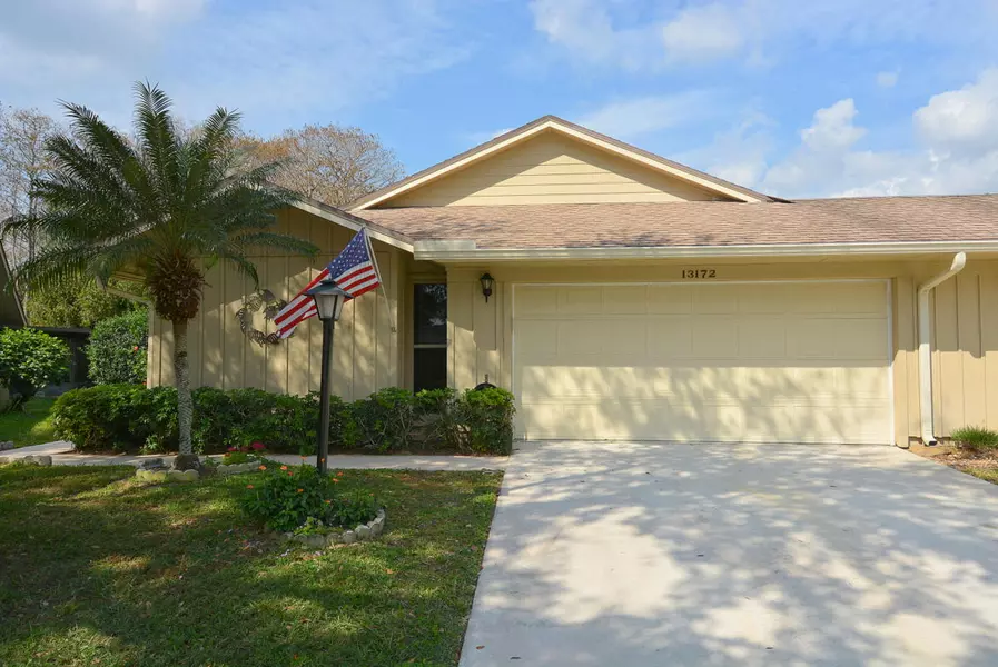 13172 SE Crooked Stick LN, Hobe Sound, FL 33455