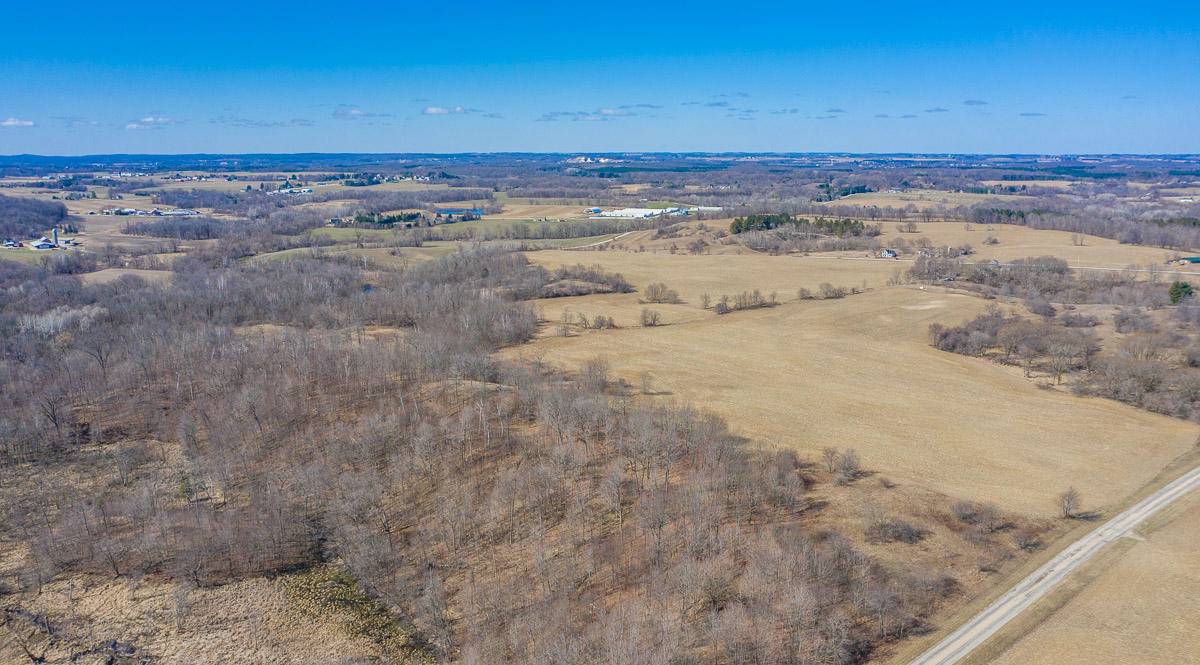 Lt4 Scenic Dr, Farmington, WI 53040