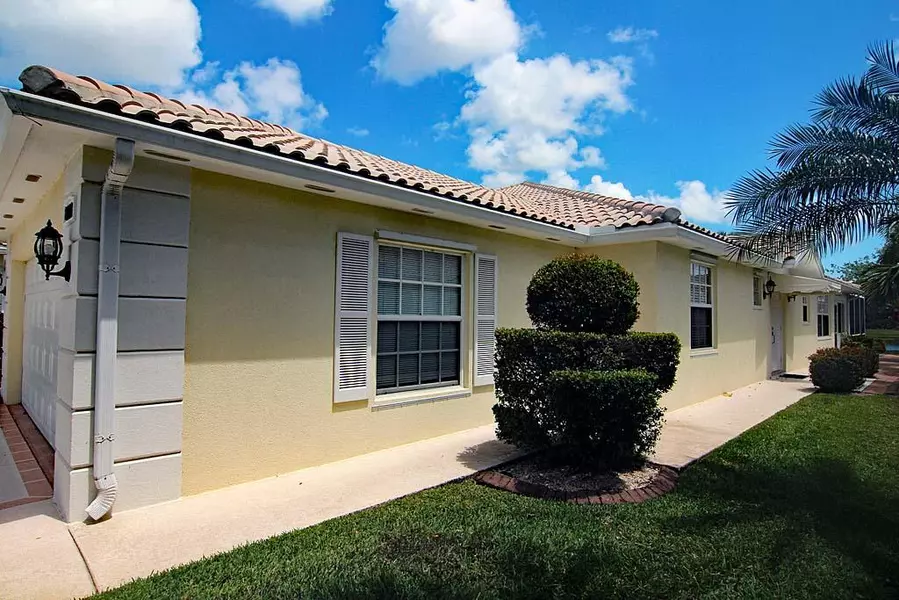 8033 SE Peppercorn CT, Hobe Sound, FL 33455