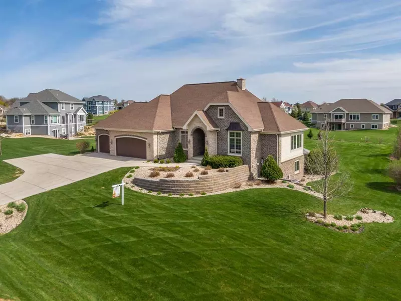 3127 Vanessa Way, Sun Prairie, WI 53590