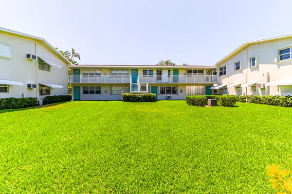 880 Horizons W 106, Boynton Beach, FL 33435