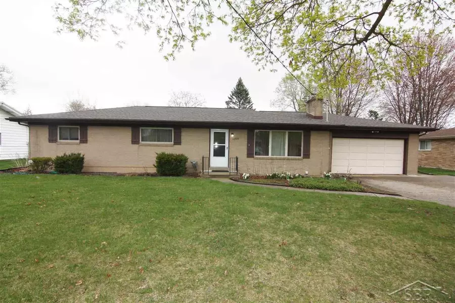 1206 Sauk Lane, Saginaw, MI 48638