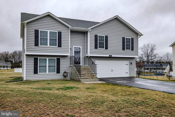 Martinsburg, WV 25405,32 FREDONIA CIR