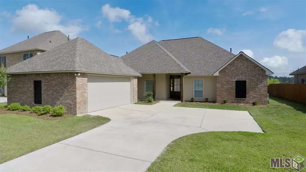 8669 SANDPIPER, Denham Springs, LA 70706