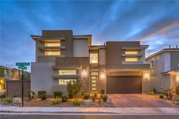 Las Vegas, NV 89113,8279 Soapstone Creek Way