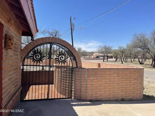 Rio Rico, AZ 85648,969 Circulo Golondrina