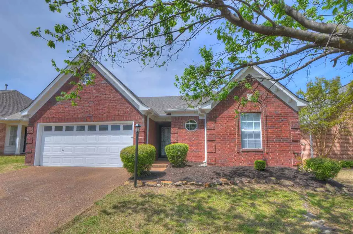 Memphis, TN 38018,1123 DOVE HOLLOW CIR W