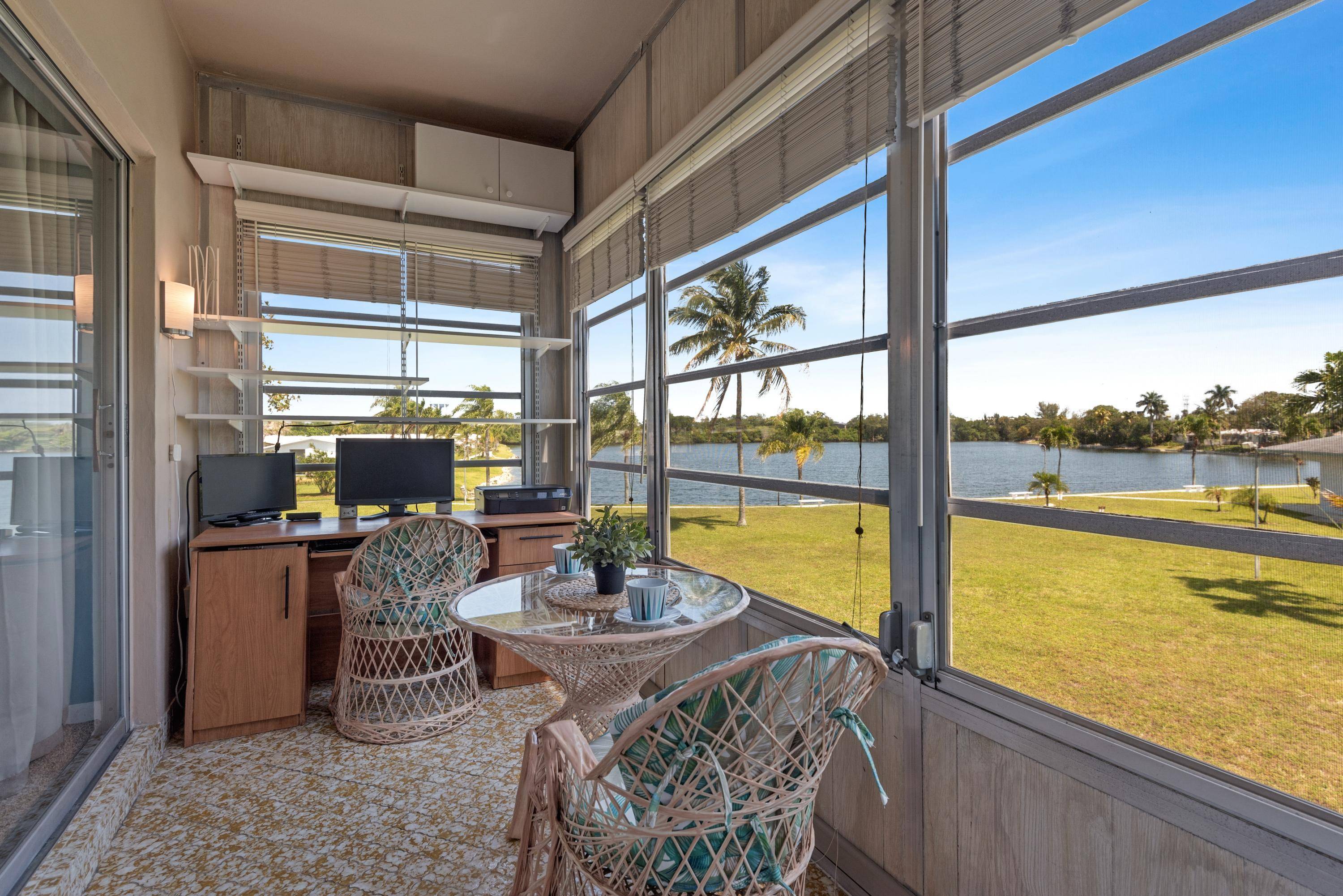 Hollywood, FL 33021,2309 Park LN 216