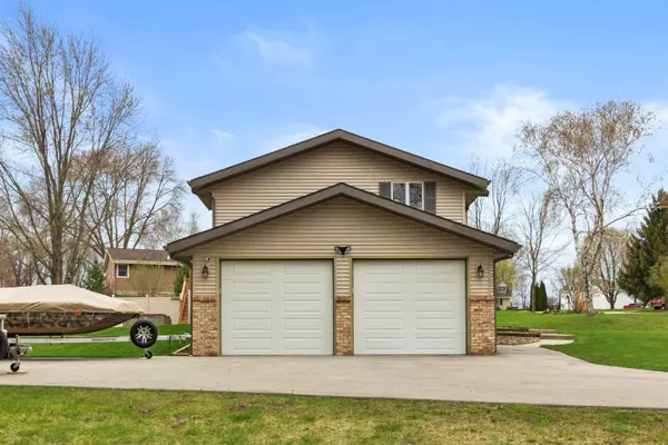 Germantown, WI 53076,W218N14230 Hilltop Ct