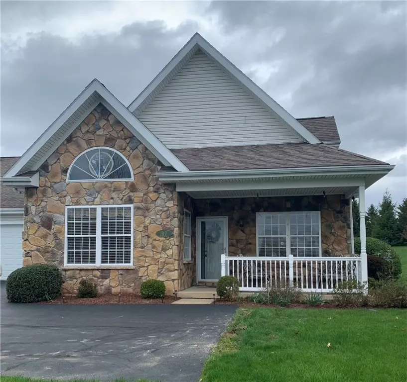 Gibsonia, PA 15044,107 Canter Ln