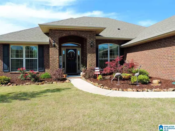 255 WATERFORD COVE TRAIL, Calera, AL 35040