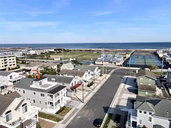 Stone Harbor, NJ 08247,230 82nd Street