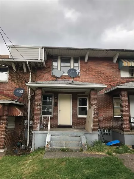 1009 Wool St, Duquesne, PA 15110