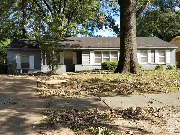 4570 E DEARING RD, Memphis, TN 38117