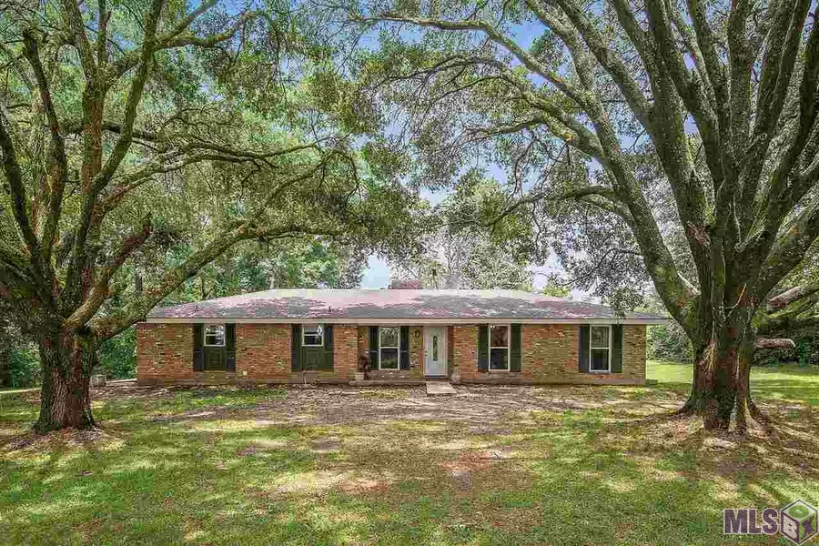 16069 LA HWY 10, St Francisville, LA 70775