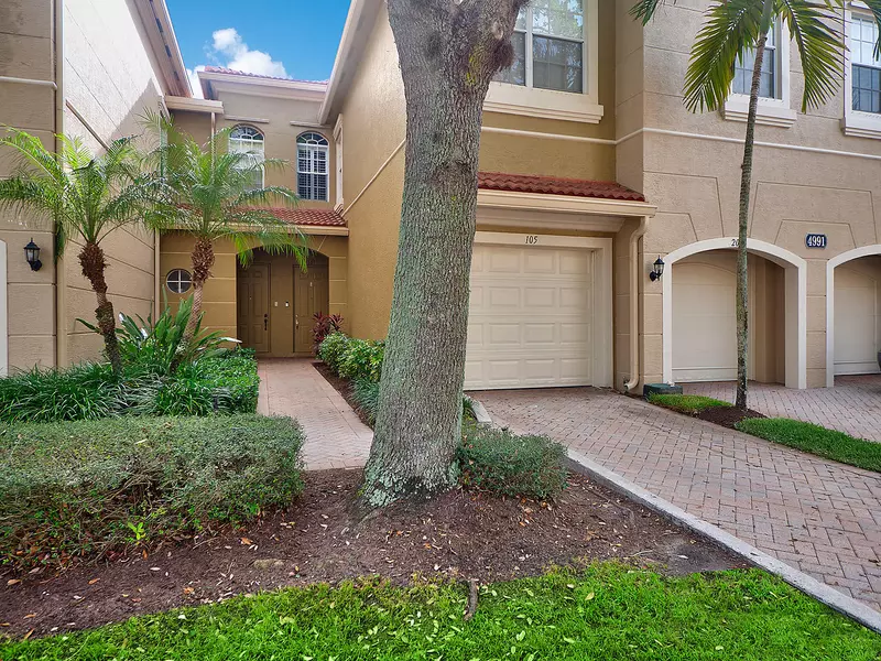 4991 Bonsai CIR 105, Palm Beach Gardens, FL 33418