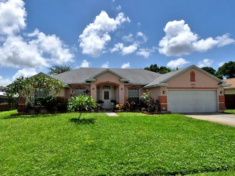 2256 SE Carnation RD, Port Saint Lucie, FL 34952